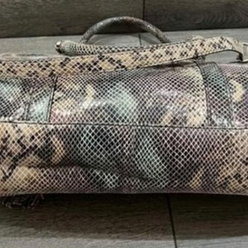 Aimee Kestenberg Leather Bag!..Like New! - Picture 6 of 16